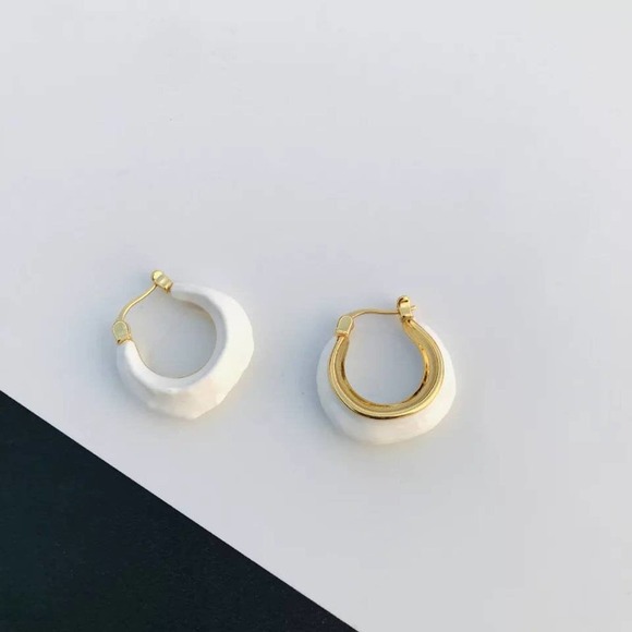 14k Huggie Gold Hoop Earring|White or Green Choice - Picture 6 of 10